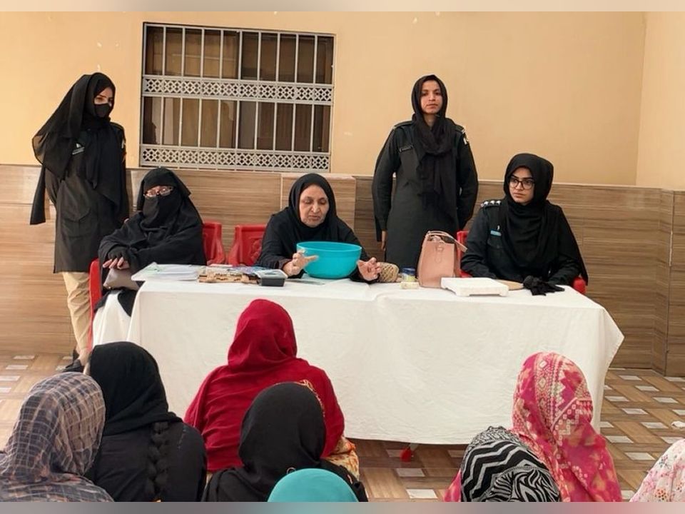 Women's Human Rights in Women Prison Karachilarachi